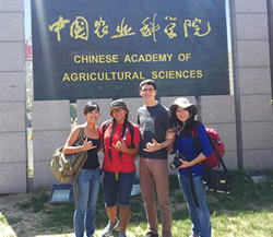 TPSS students, led by Professor
Kim (right), enjoy a two-week tour of China’s agriculture.