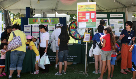 oahu farm fair booth