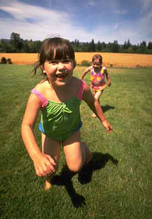 97happykids.jpg (21126 bytes)