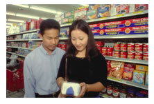 couple shopping