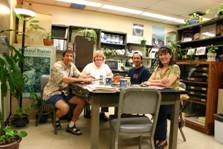 Dr. Kaufman with the UHM Green Roof Team: Dawn Easterday, ASLA; Dr. Tomoki Miura; & Dr. Linda Cox