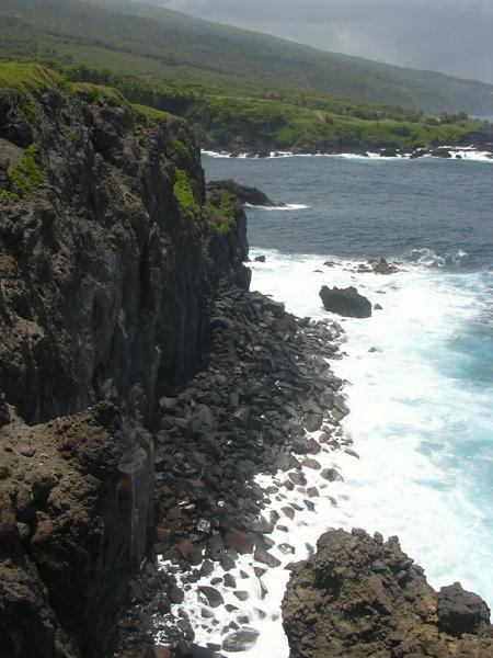 Cliffs on Maui which consist of basalt rock columns