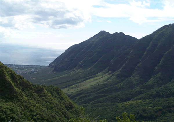 Mākaha Valley, photo by GREM Lab